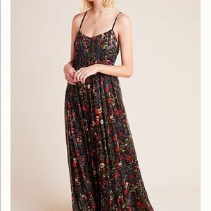 Massima Pleated Maxi Dress XS